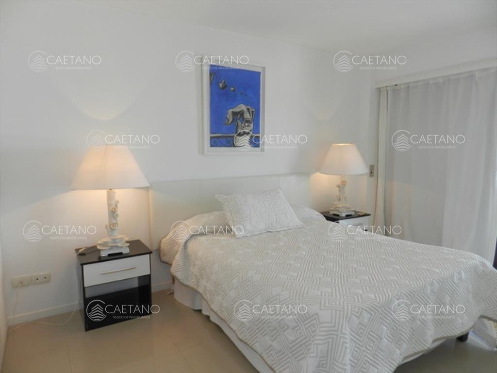 Apartamento en Mansa 3 dormitorios 3 baños con