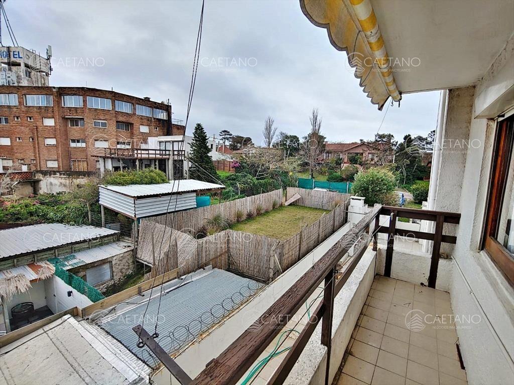 Apartamento alquiler anual en la Mansa