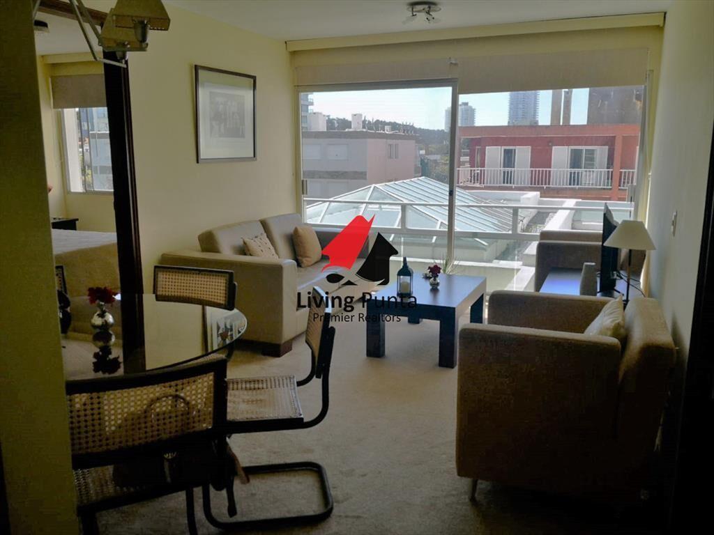 Apartamento en Brava, 2 dormitorios *