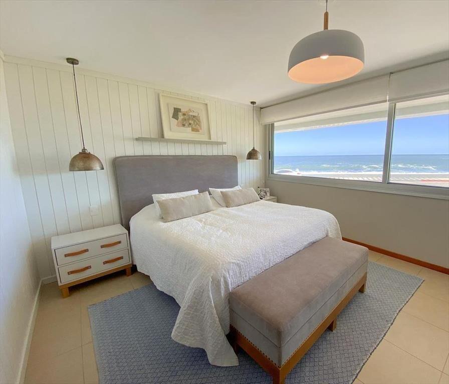 Alquilo apartamento 3 dormitorios Punta del Este Península