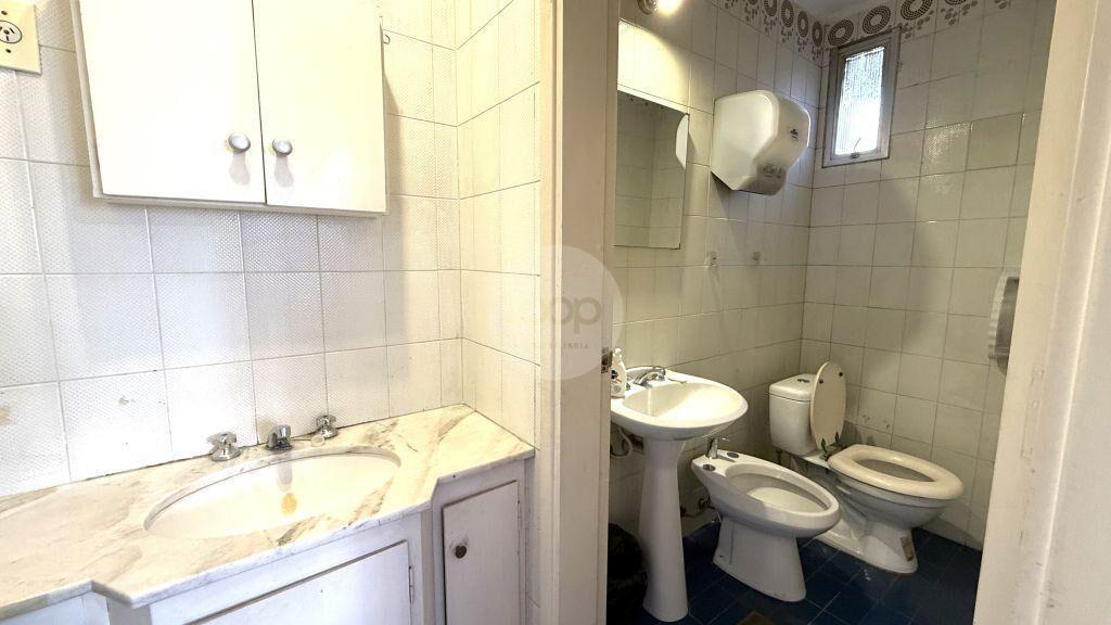 VENTA Y ALQUILER DE OFICINA , APTO VIVIENDA
