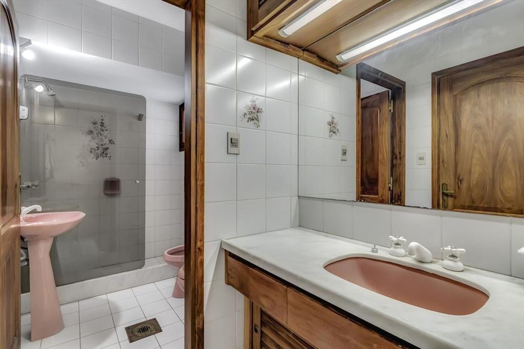 VENTA CASA 4 DORMITORIOS VISTA AL MAR PIRIAPOLIS