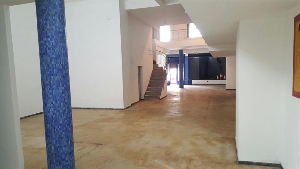local comercial, Canelones y Andes, 8 mts de frente , 269 m