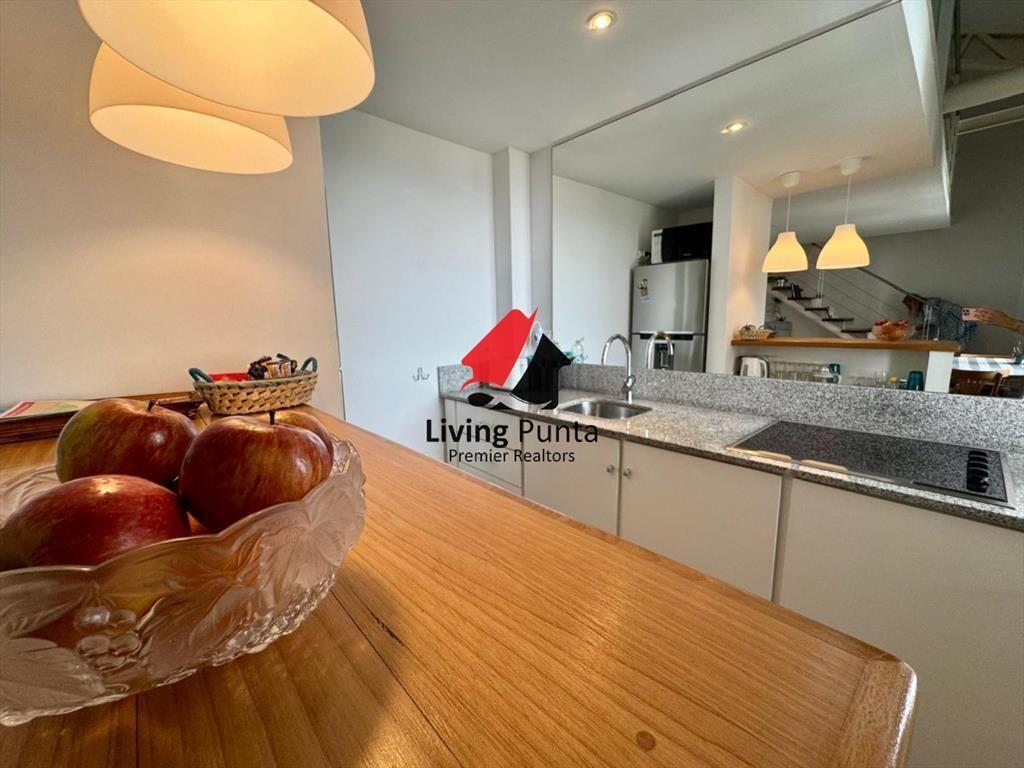 Apartamento de diseño en venta en un clásico de Punta del