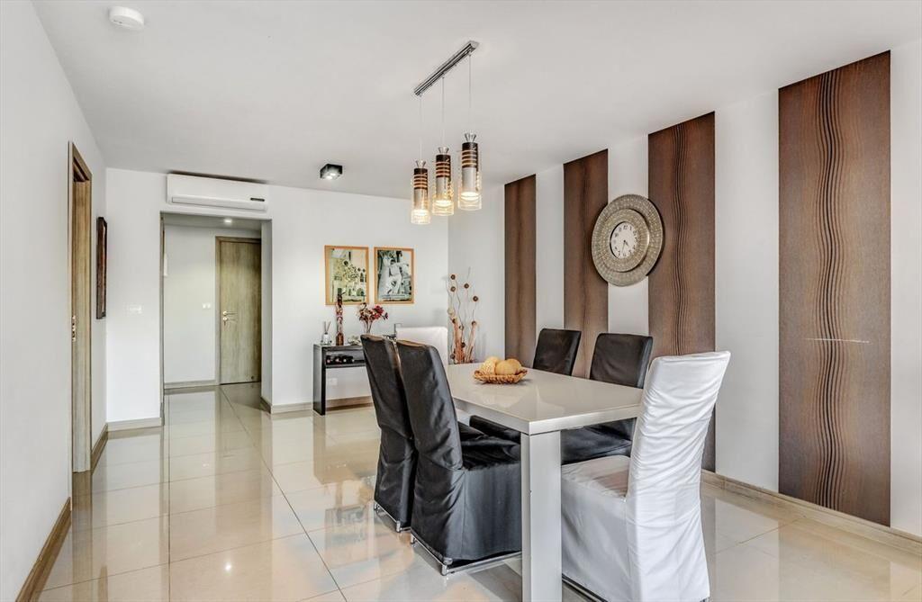 VENTA APARTAMENTO 2 DORM 3 BAÑOS PUNTA DEL ESTE
