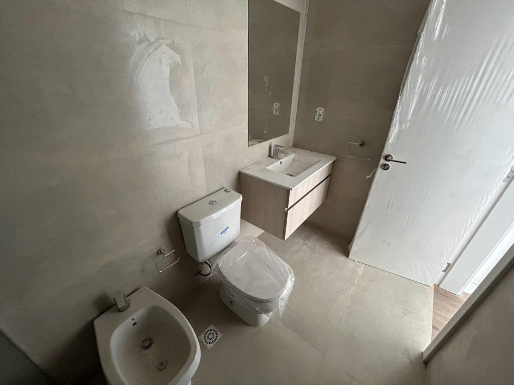 Alquiler de Apartamento en Avenida Millán con 1 dormitorio e