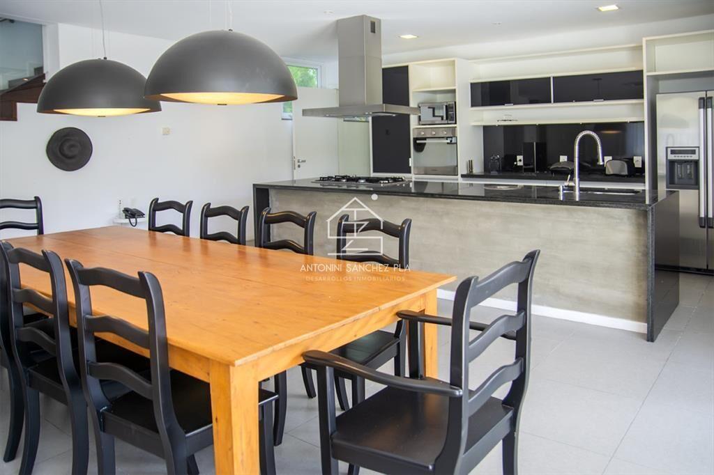 Casa en barrio privado Boulevard Park, Playa Mansa Punta de