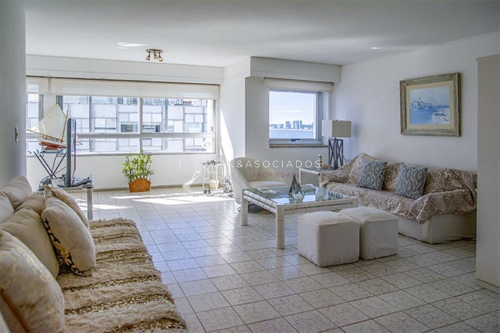 Apartamento en Venta de 2 dormitorios en , Punta