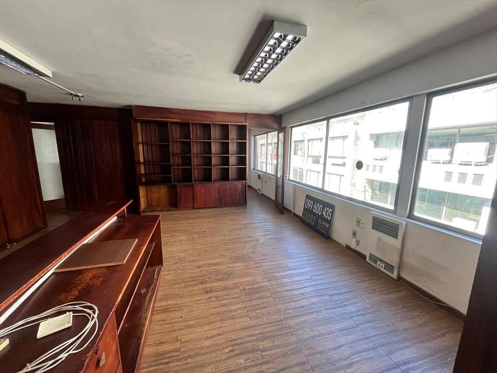 Venta o Alquiler oficina Ciudad Vieja con garaje