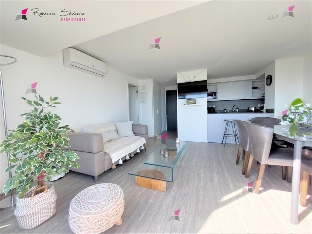 VENTA DE APARTAMENTO DE 2 DORMITORIOS EN EDIFICIO OCEAN DRI