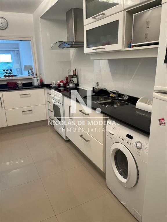 Vende apartamento de 3 dormitorios en Mansa, del