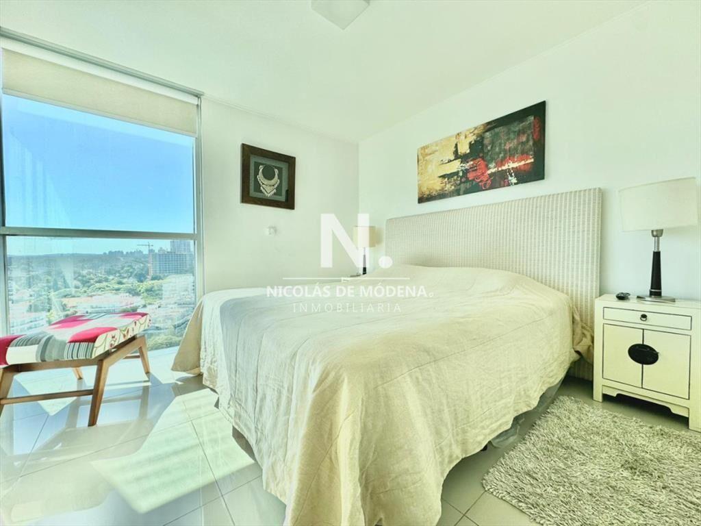 Vende apartamento con hermosa vista de 2 en punta