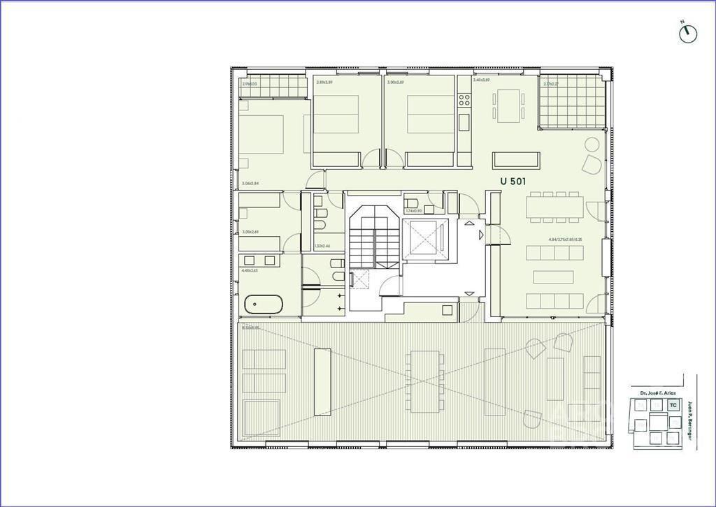 Apartamento penthouse de tres dormitorios en venta en Carra