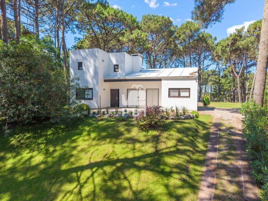 Casa en venta en Club del Lago, Punta Ballena -