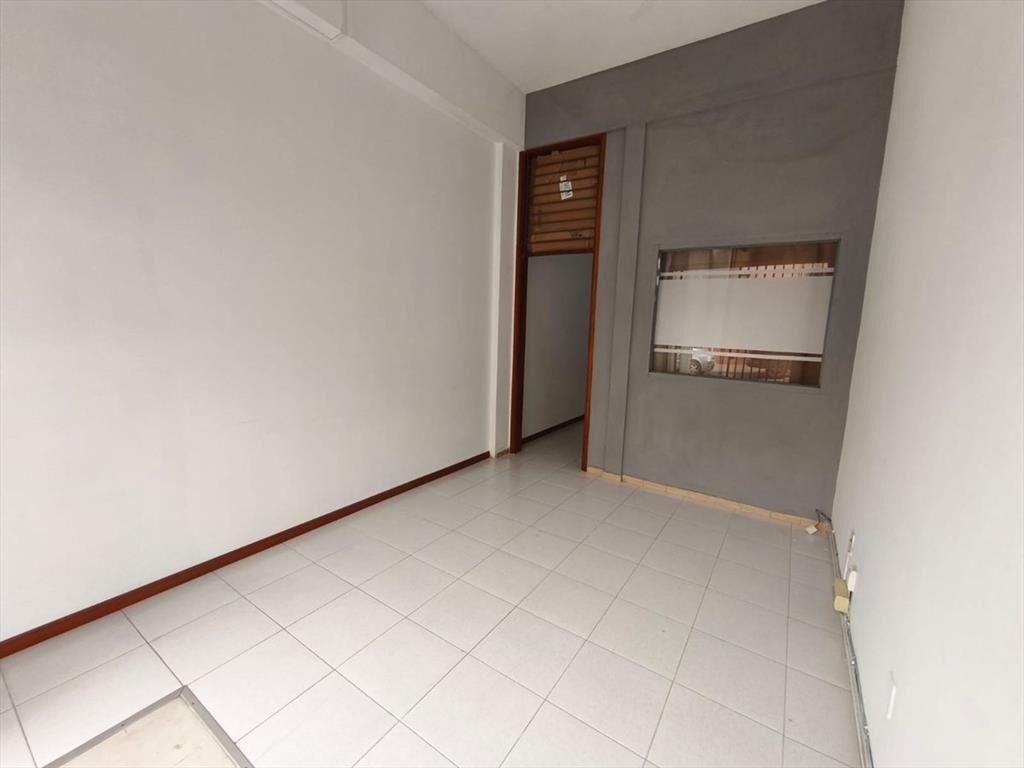 Dos Locales comerciales en pleno centro