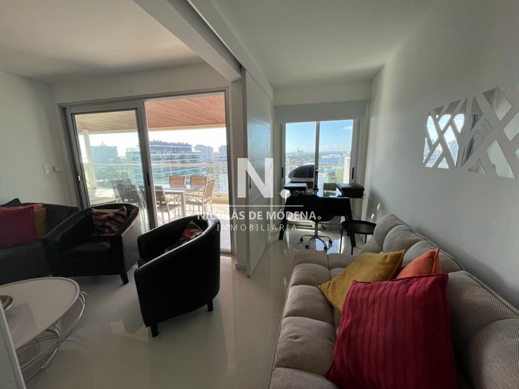 Iluminado departamento en Venta en Punta del Este