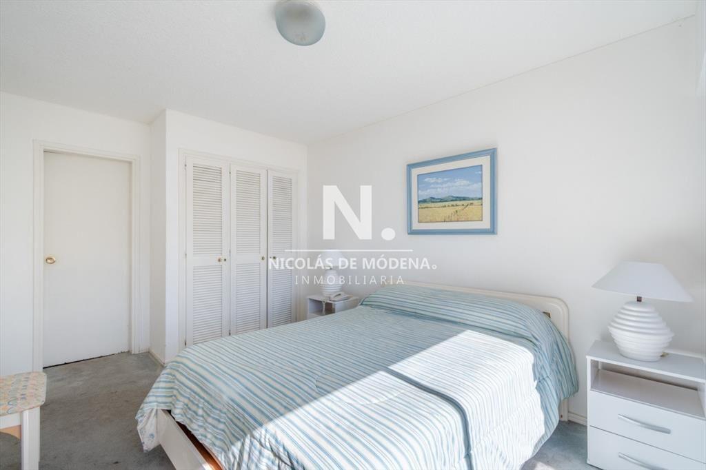 Venta Apartamento 3 dormitorios en primera línea