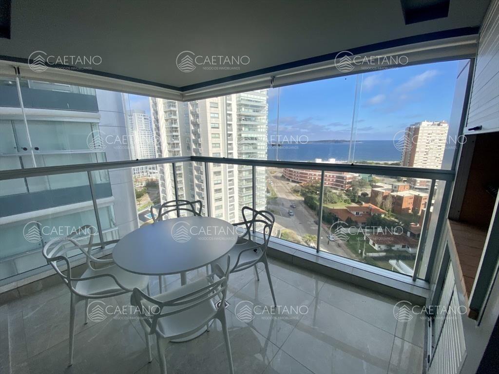 Alquiler anual apartamento 2 dormitorios playa mansa Punta