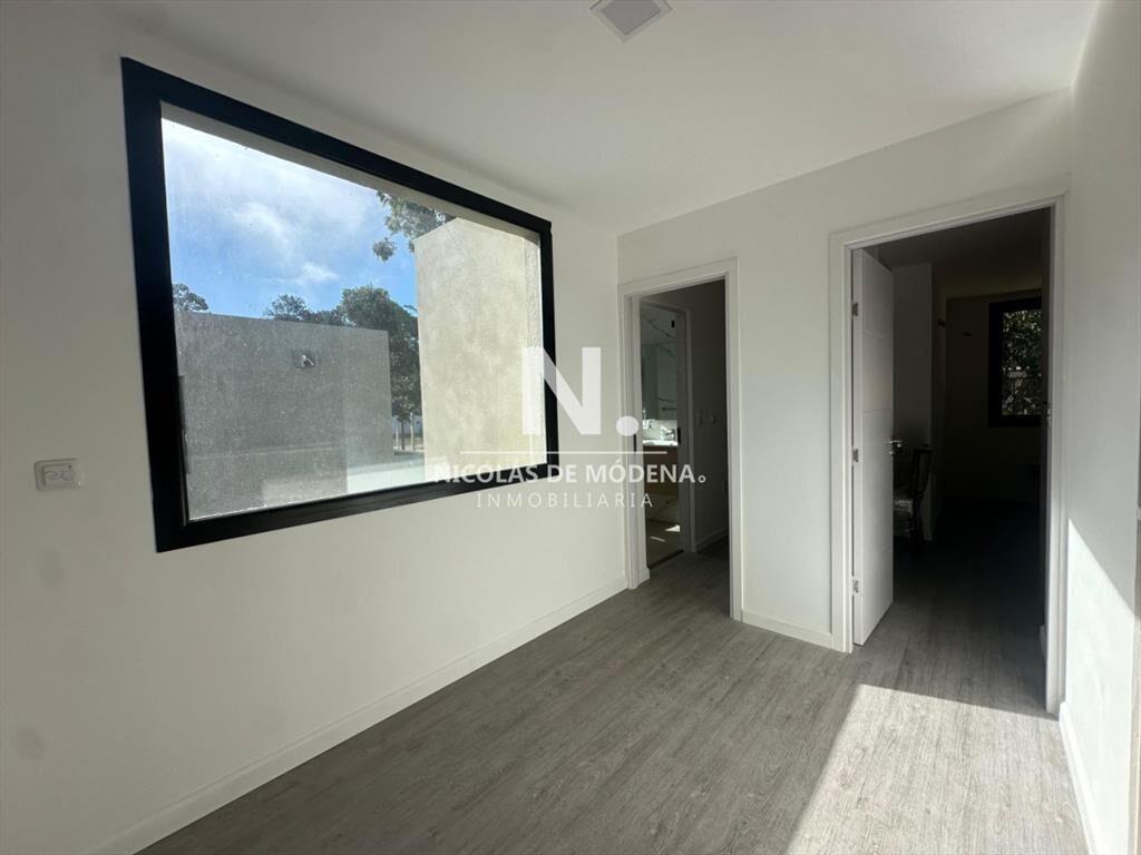 En venta y a estrenar espectacular casa de 4 con