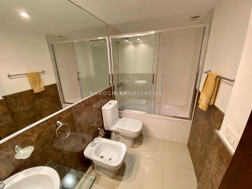 Apartamento en venta de 2 dormitorios en Punta