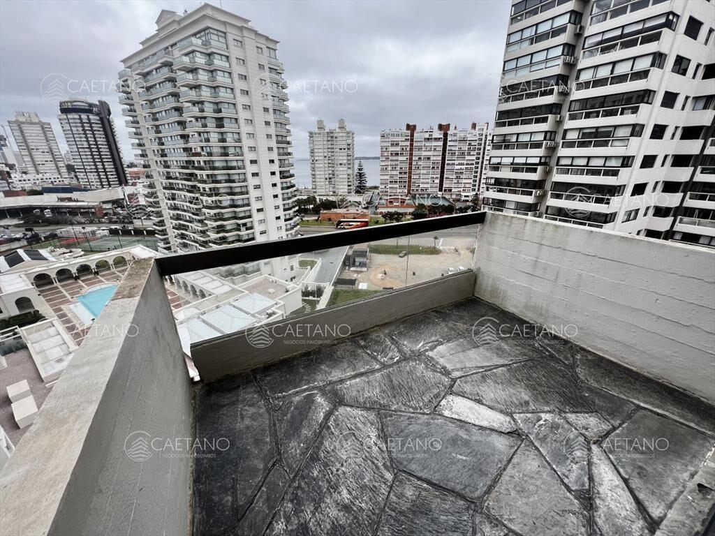 Alquiler temporal apartamento 3 dormitrios. Playa