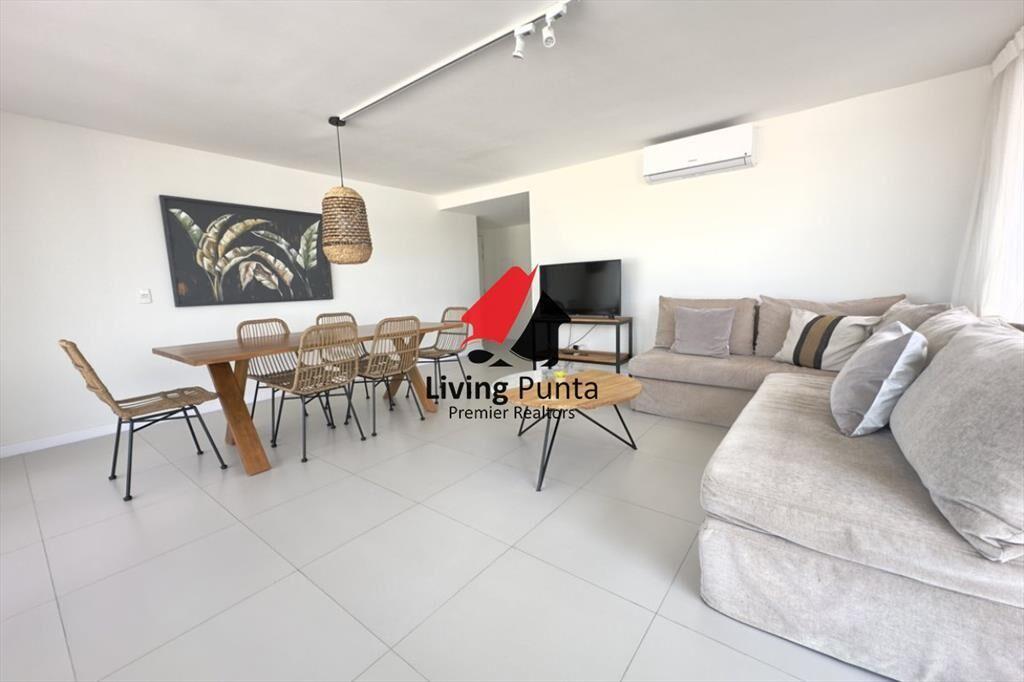 Apartamento de 2 dormitorios en Playa Mansa