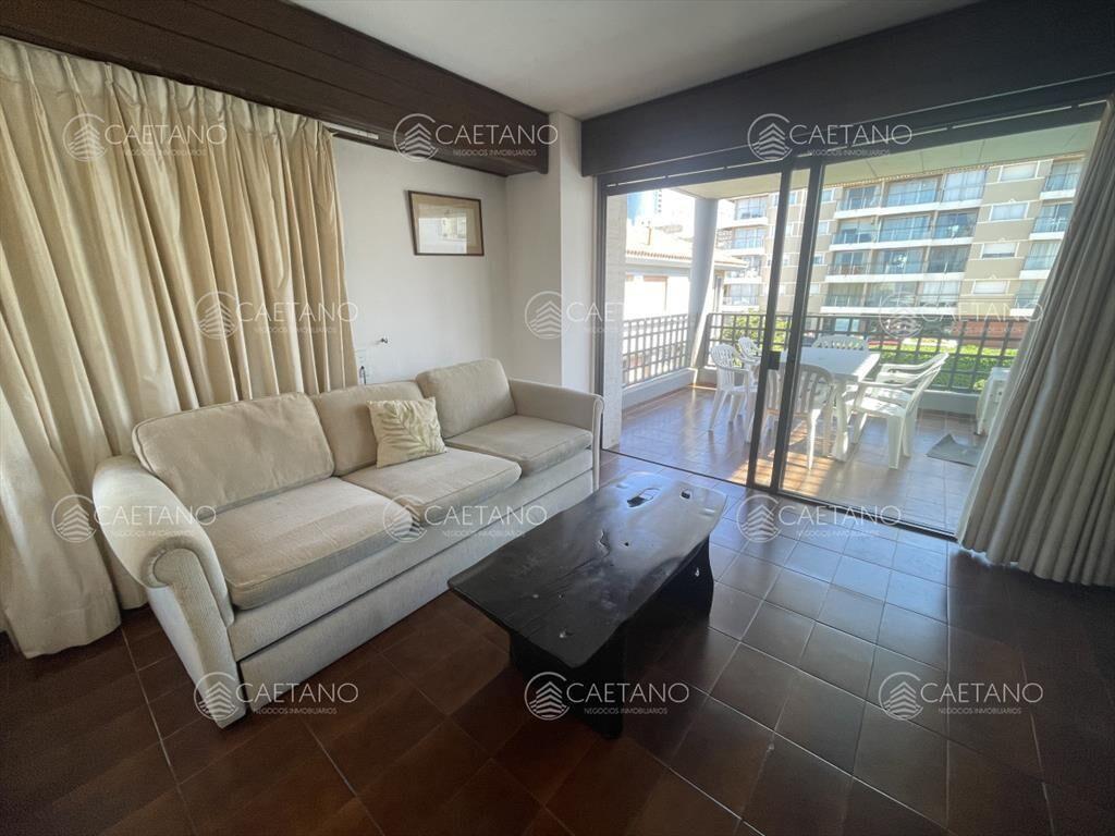 Edificio Frente al mar, gran terraza, buena orientacion sol