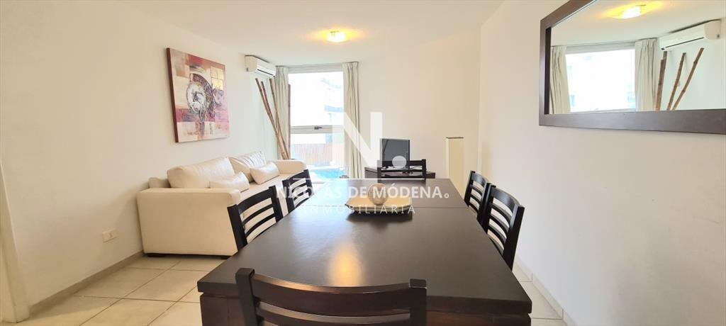 APARTAMENTO EN OPORTUNIDAD!!!  A METROS DEL MAR