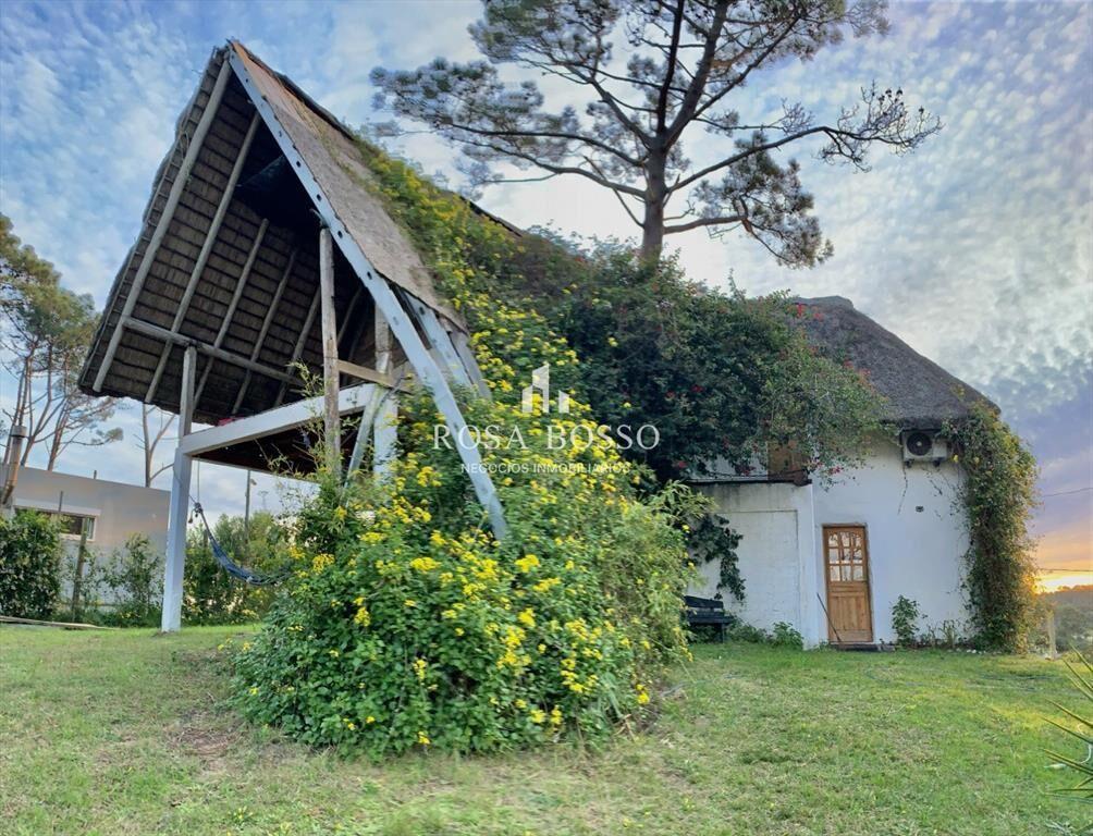 ALQUILER, Casa, 4 dormitorios, Punta Ballena, Uruguay