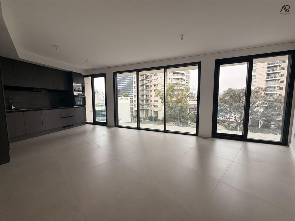 Apartamento en alquiler c/ cochera en Puerto Buceo
