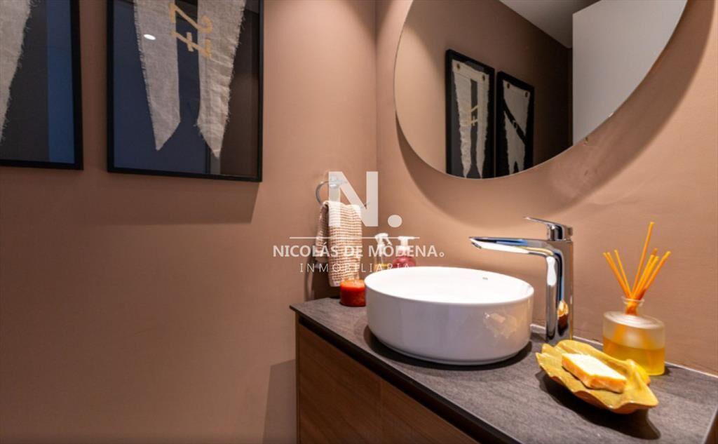 En venta apartamento de 3 dormitorios con vista