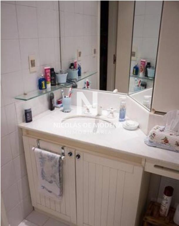 Apartamento de 2 dormitorios a la venta en Punta