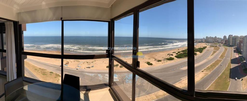 Apartamento en Alquiler de 3 dormitorios en , ,