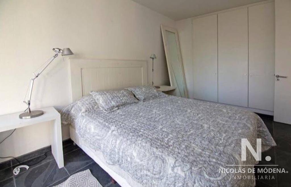 Departamento de 2 dormitorios en Manantiales en venta