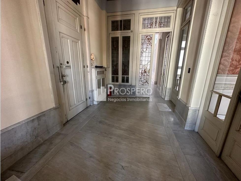 1382/1 Venta apto de época 4dorm+ escrit,c/balcón Centro