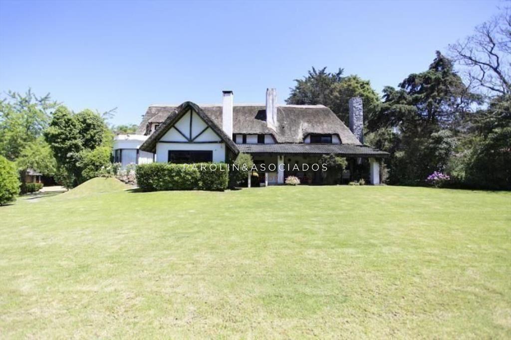 Casa en venta de 4 dormitorios en el Golf, Punta