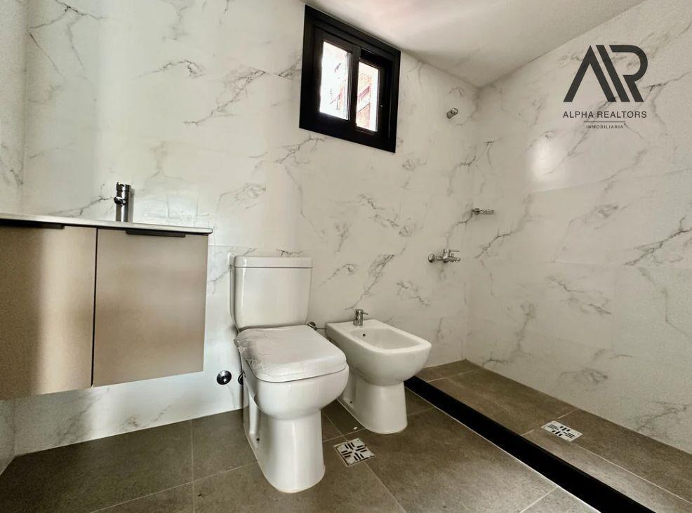 Apartamento en alquiler c/ cochera en Barrio Golf