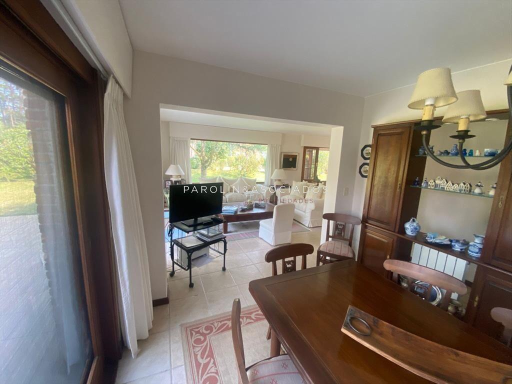 Hermosa casa en venta de 4 dormitorios en San Rafael, Punta