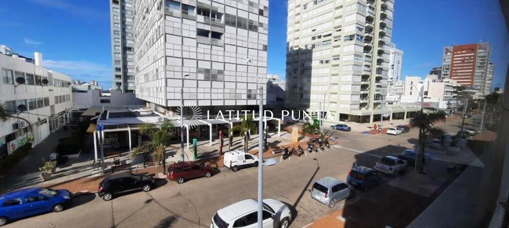 Apartamento en Península, 3 dormitorios