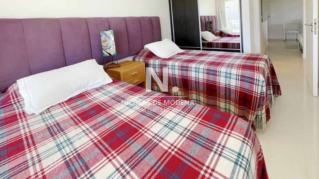 Vende apartamento de 2 dormitorios en Playa Punta