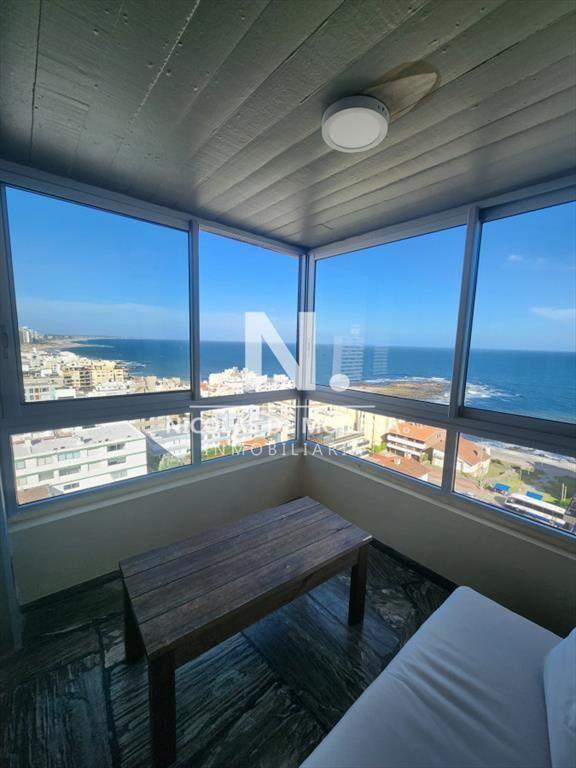 En venta apartamento en Peninsula Punta del Este,