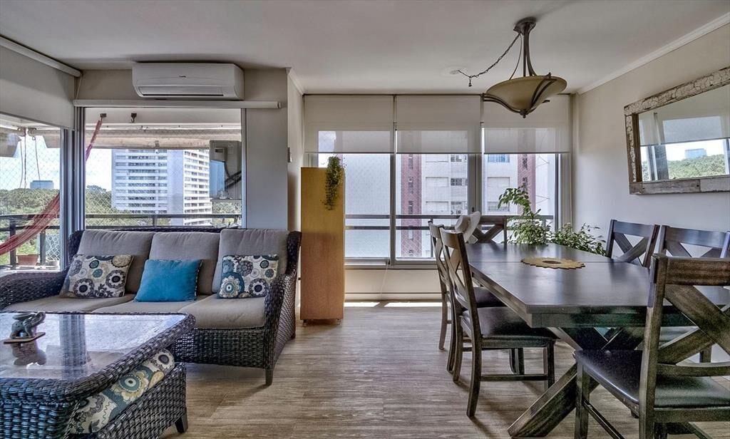 Venta apartamento 3 dormitorios en Roosevelt