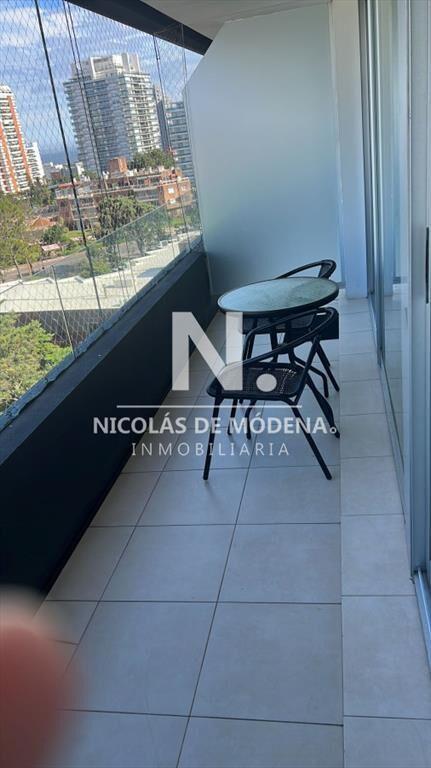 Vende departamento de 3 dormitorios y excelentes