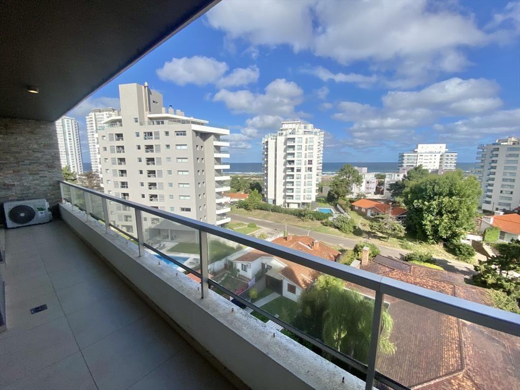 VENTA APARTAMENTO 3 DORMITORIOS EDIFICIO MOON