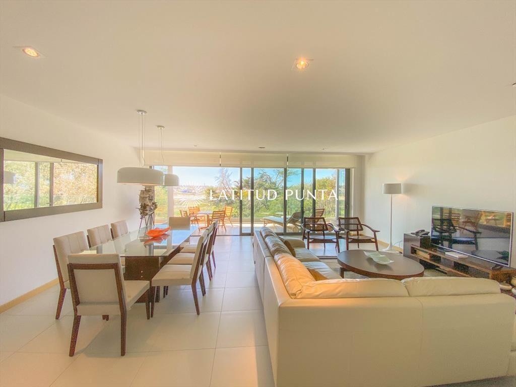 Exclusivo, 3 suites en mas dependencia en Rincón