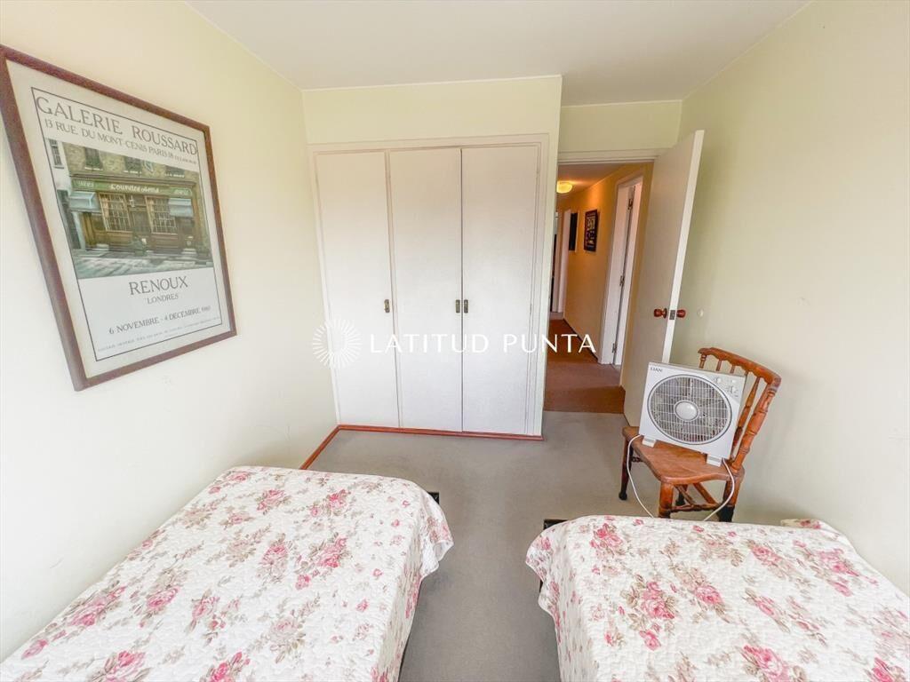 Apartamento en primera línea Mansa, 3 más