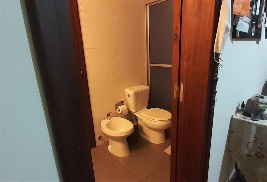 Venta de Casa en Salto, 5 Dormitorios 4 Baños