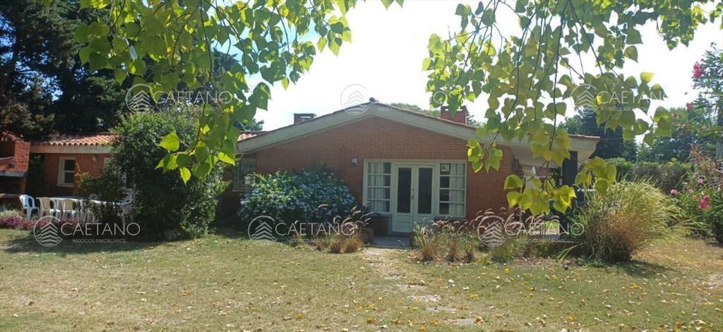 Casa de 3 dormitorios en zona Cantgril en Venta