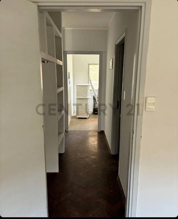 Con RENTA - 1 Dormitorio + vestidor al FRENTE- Acepta BA...