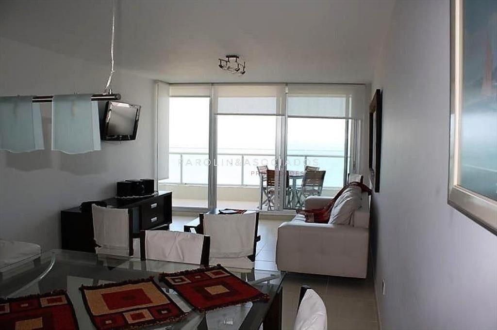 Apartamento en venta de 2 dormitorios en Season